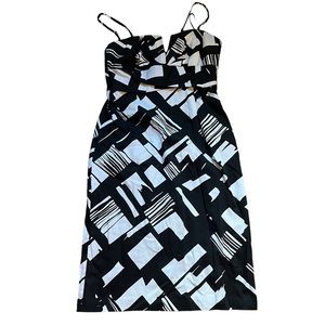 White House black market black and white dress size 4